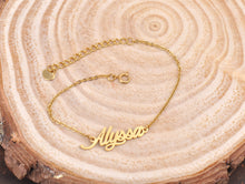 Load image into Gallery viewer, HUAN XUN Stainless Steel Alyssa Name Bracelet
