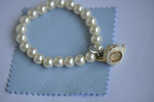 Load image into Gallery viewer, HUAN XUN Immitation Pearl Beads with Teapot Pendant Bracelet
