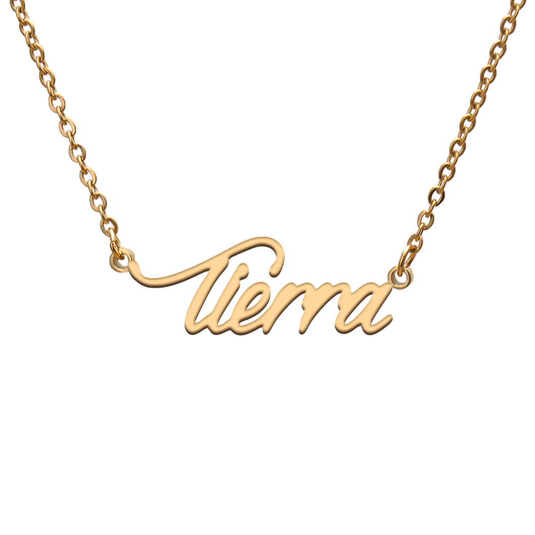 Tierra Name Necklace